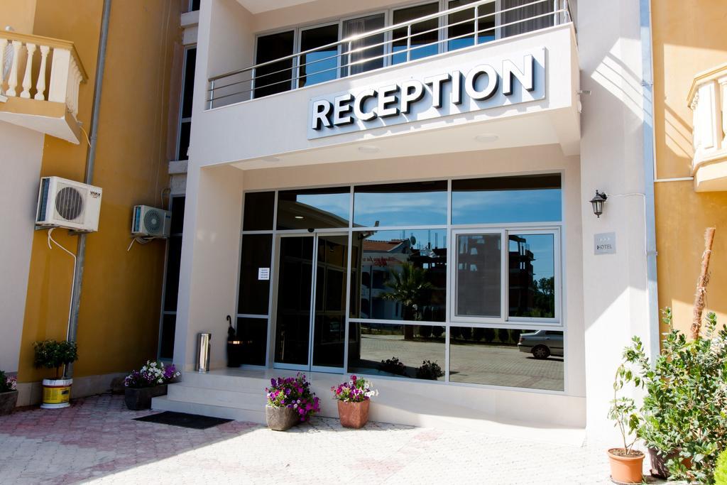 Hotel Zan Ulcinj Exterior photo